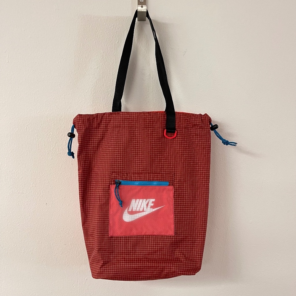 Nike Heritage Red Orange Blue Grid Pattern Drawstring Sports Tote Gym Bag Purse - Picture 1 of 6